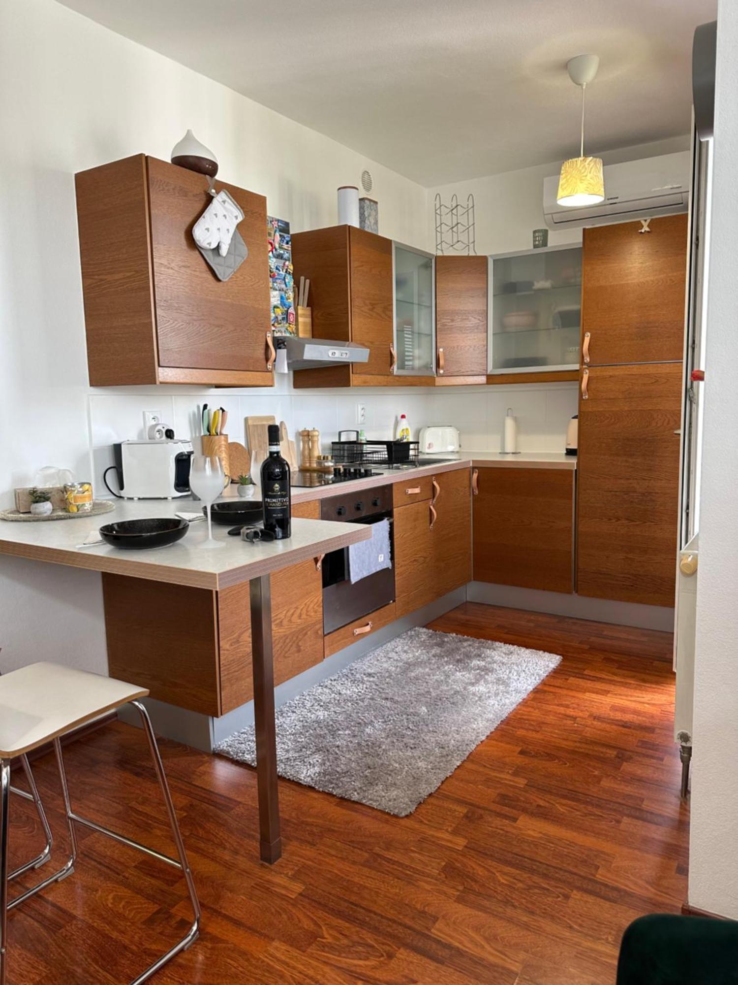 Cozy Apartment With Nice Balcony Seating, 9Th Floor, Parking Pressburg Exterior foto
