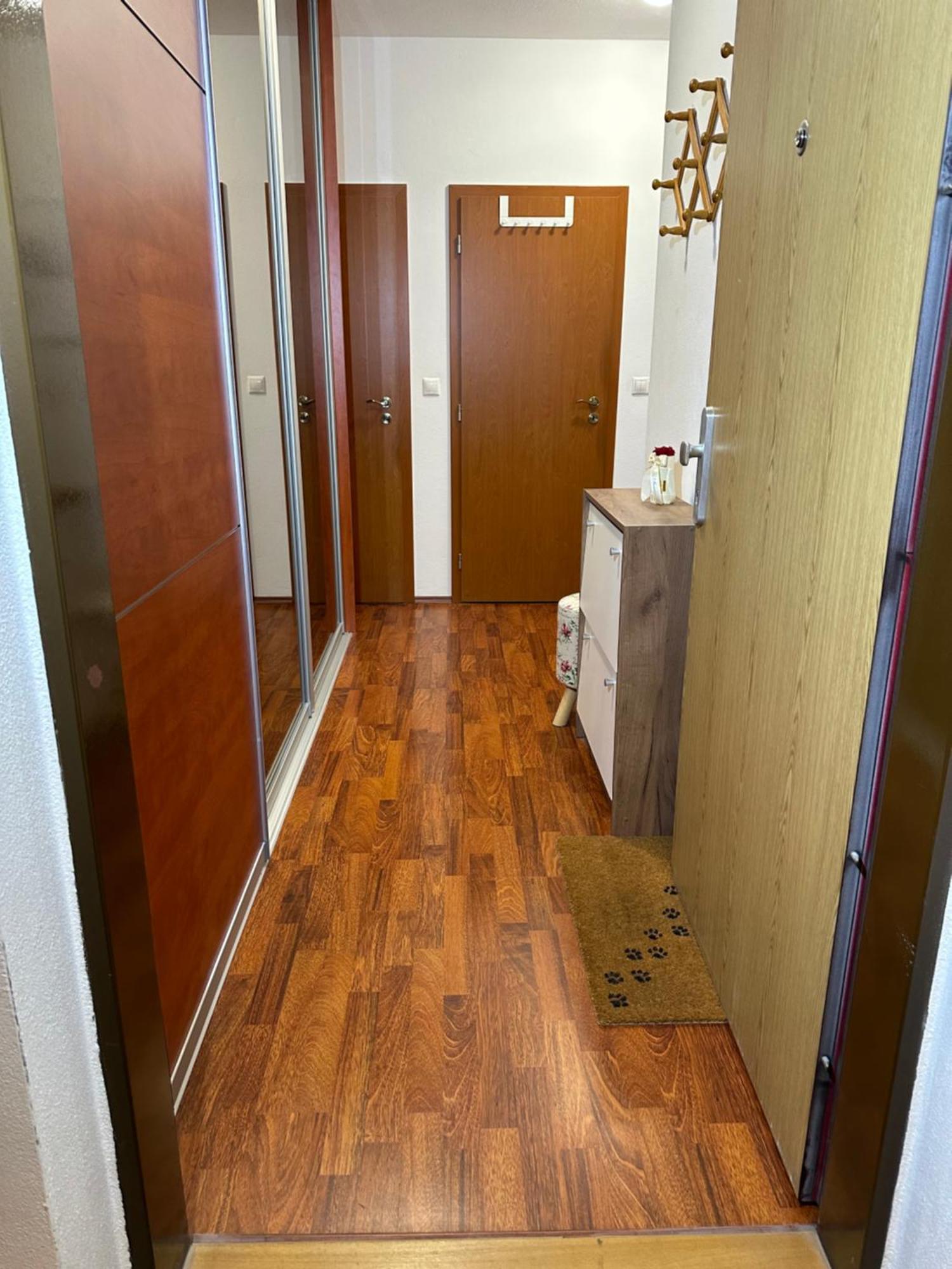 Cozy Apartment With Nice Balcony Seating, 9Th Floor, Parking Pressburg Exterior foto