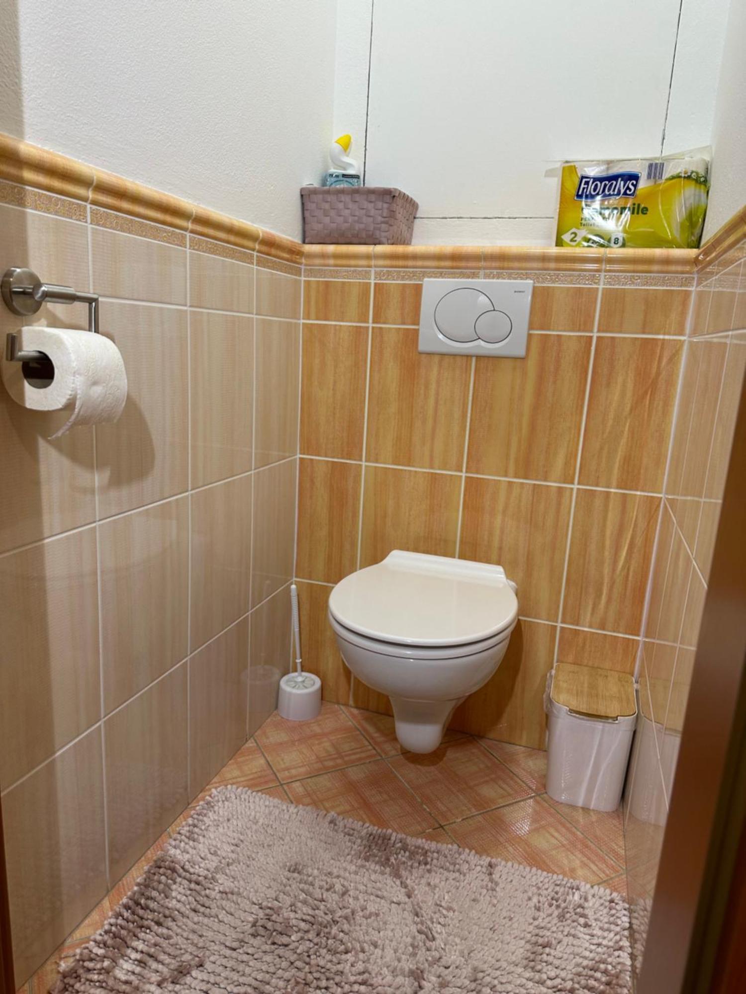 Cozy Apartment With Nice Balcony Seating, 9Th Floor, Parking Pressburg Exterior foto
